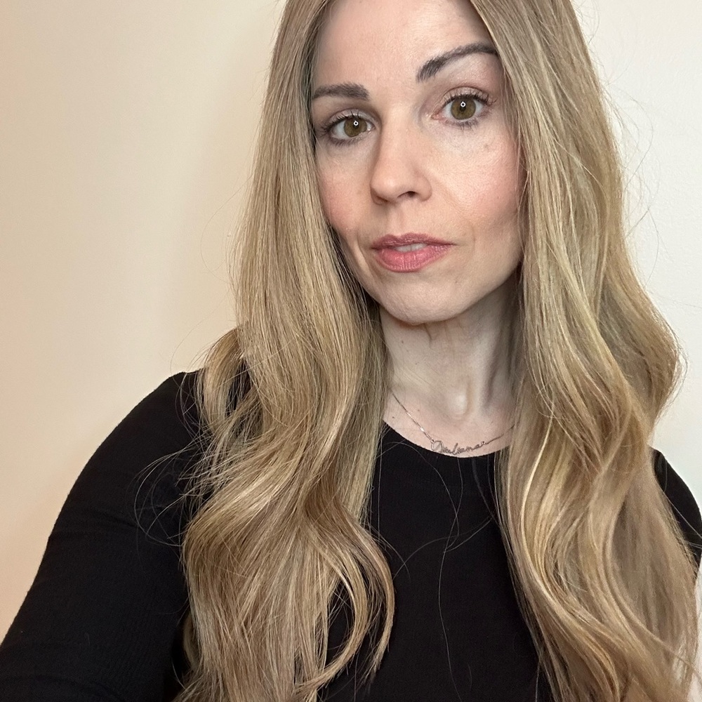 Premium Hair Envy of New York Human Hair Wig 26 inches.